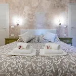 Appartement Con Giardino Privato, In Centro, Vicino Stazione