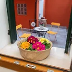 Con Giardino Privato, In Centro, Vicino Stazione *