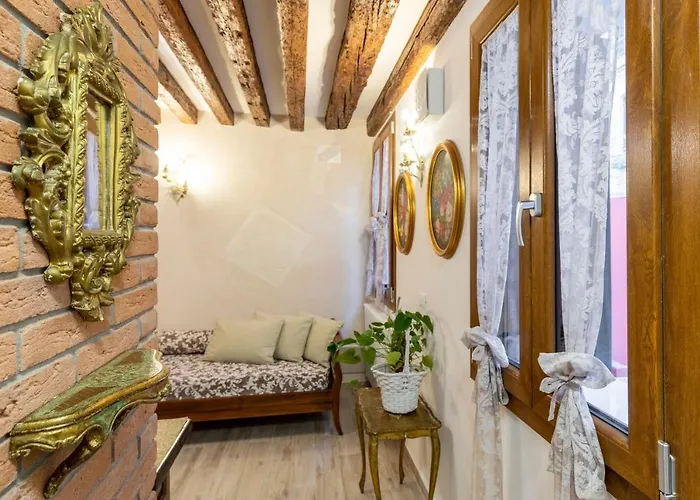 شقة Con Giardino Privato, In Centro, Vicino Stazione